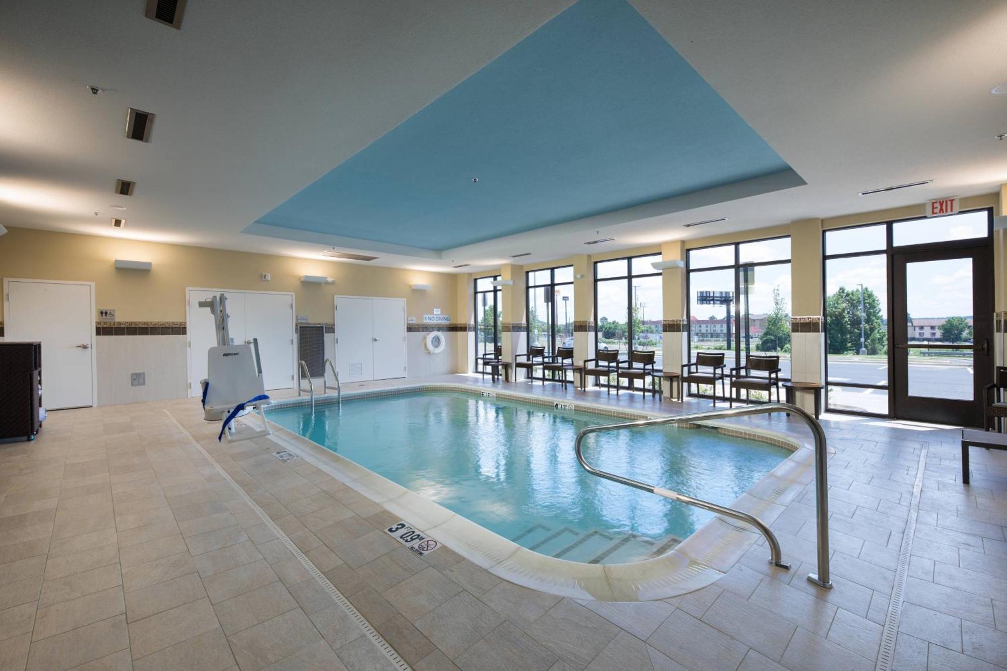 Courtyard By Marriott Russellville Dış mekan fotoğraf